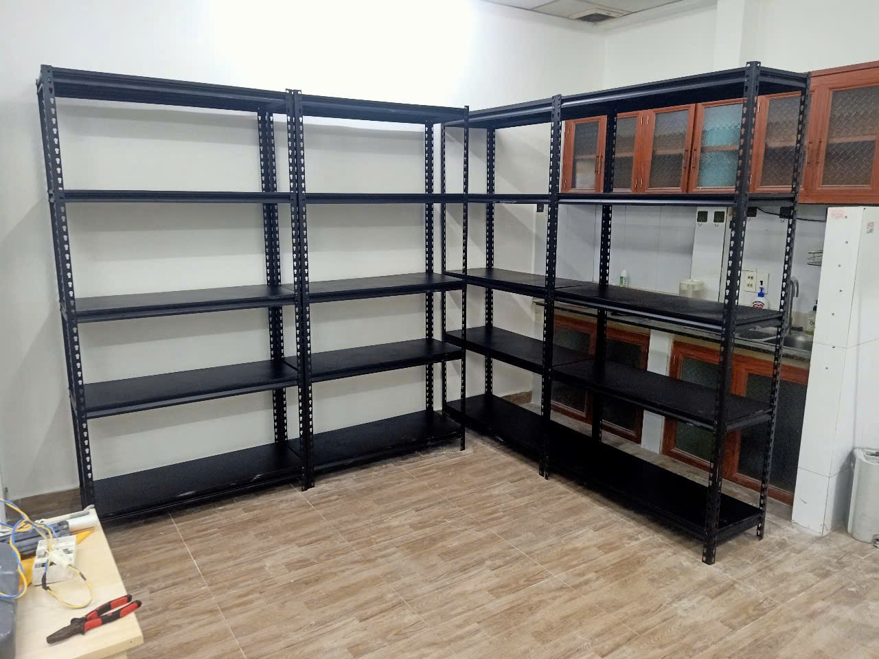 kệ sắt v gài cao 2m dài 1m2 rộng 40 5 mâm